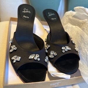 Brand new! Christian Louboutin Degraqueen